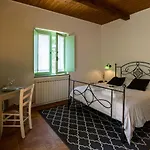Lo Smarrino Alojamento de Turismo Rural *